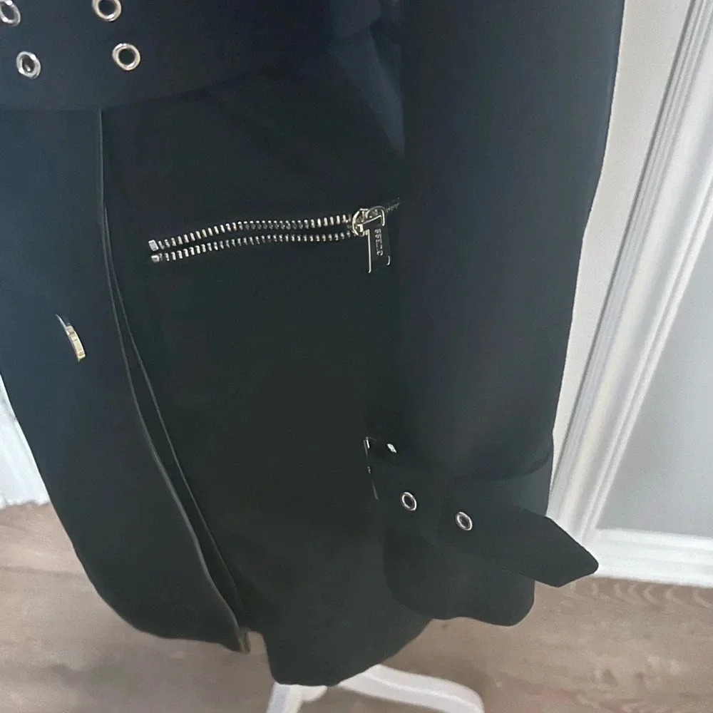 🖤”Guess” Women’s Black Mid Length Military Style Belted Jacket Size XS💛 - Picture 9 of 16